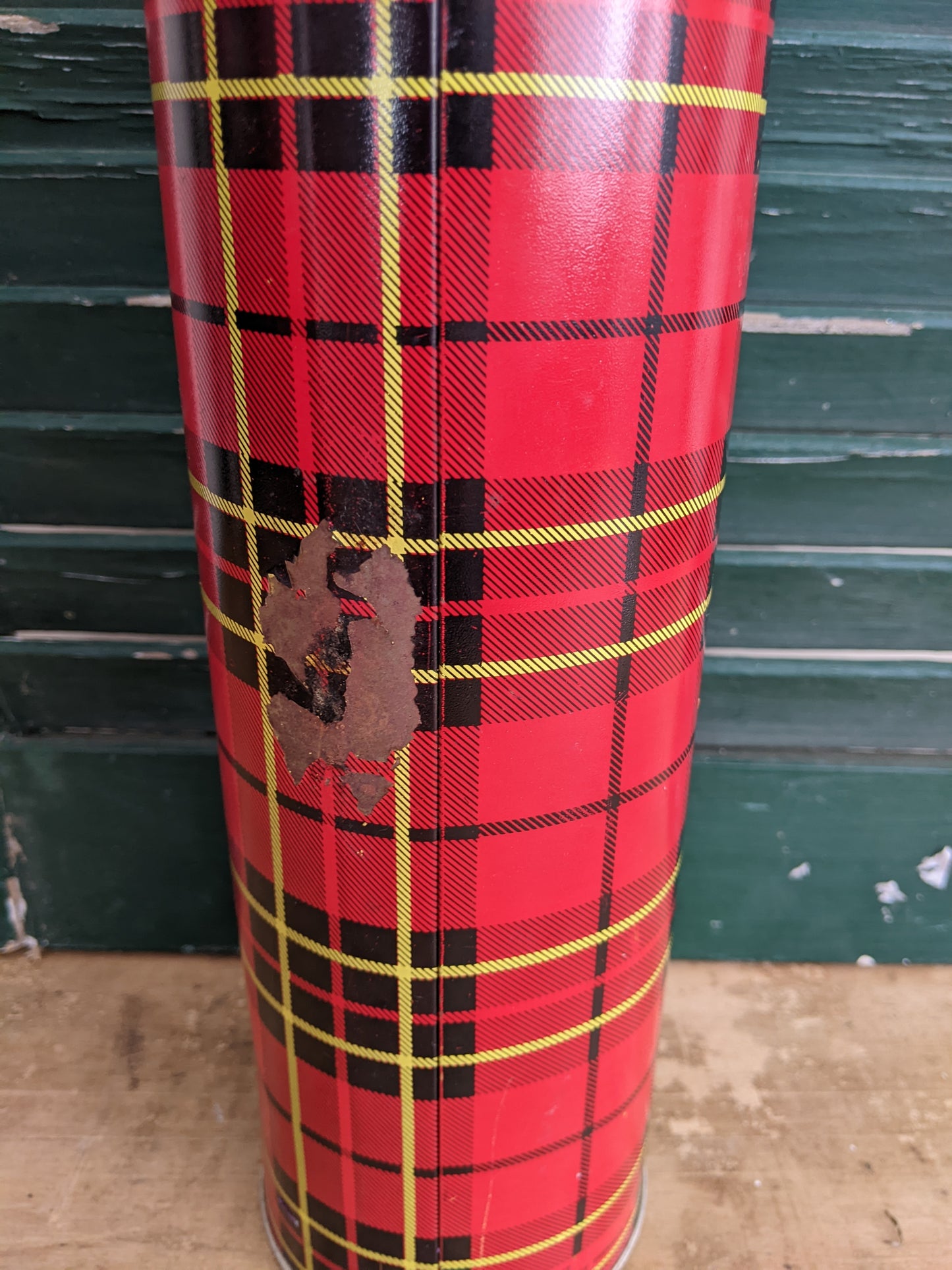 Vintage Plaid Thermos