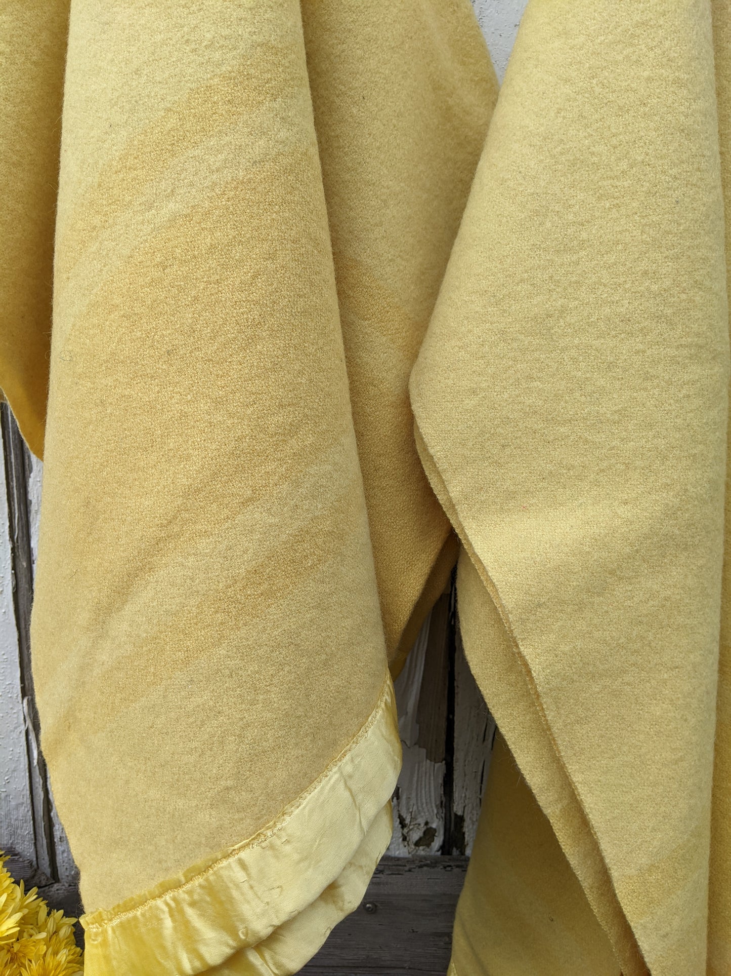 Wool blanket, Yellow with Stripe