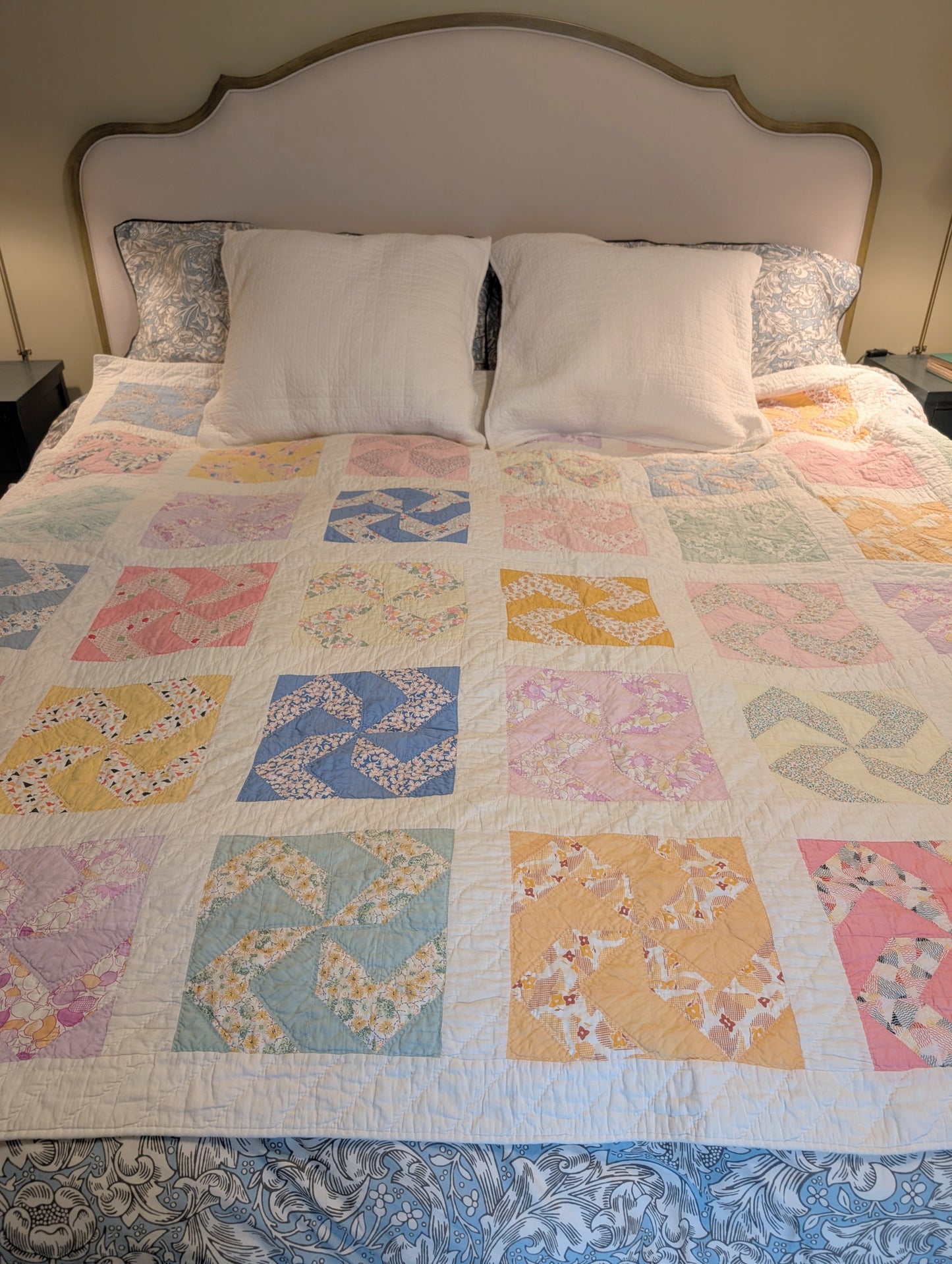 Quilt  Vintage Cotton hand-stitched