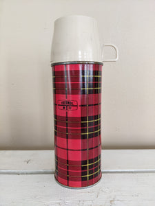 Thermos, red plaid